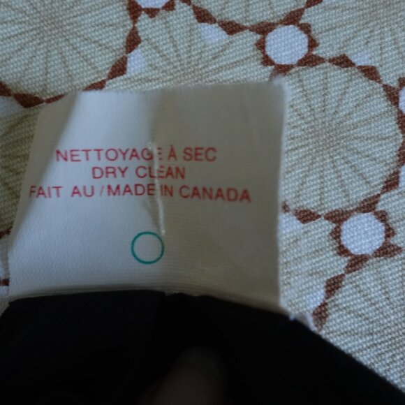 Vintage Floral Tapestry Jacket with Belt - Size 10 by Relance Made in Canada - Picture 7 of 7